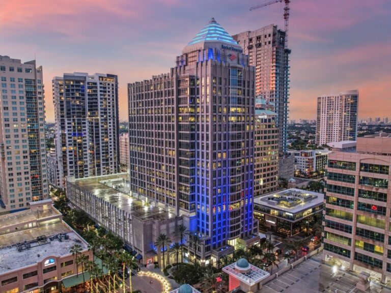 DWS ขาย Fort Lauderdale Workplace Tower ในราคา $ 220m