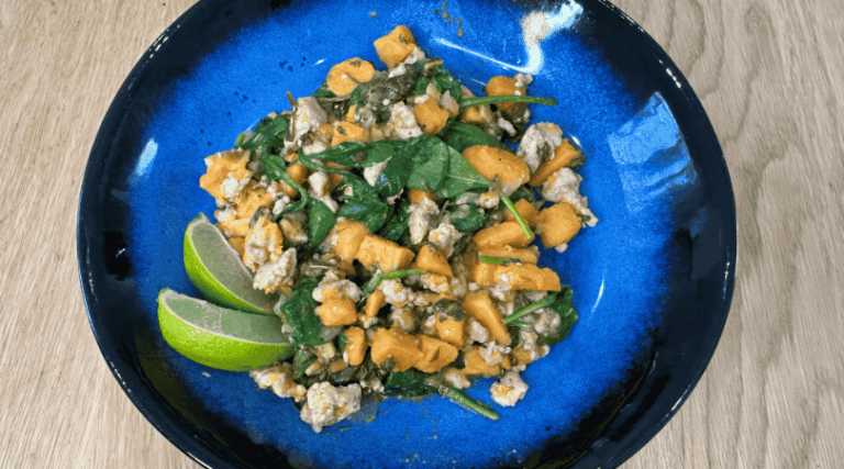 ไก่มะนาวมะพร้าวหนึ่งกระทะ