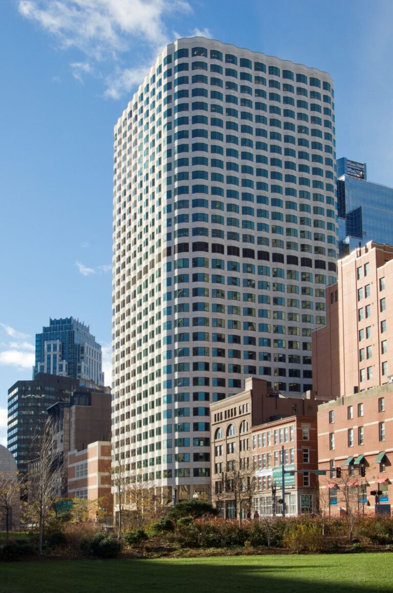 Nuveen ขาย Boston Excessive Rise ในราคา $ 227m