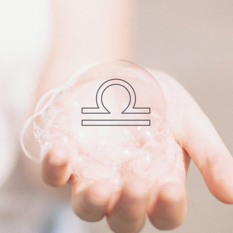 พระจันทร์เต็มดวงในราศีตุลย์ค้นหาความสมดุลในช่วงฤดูราส …