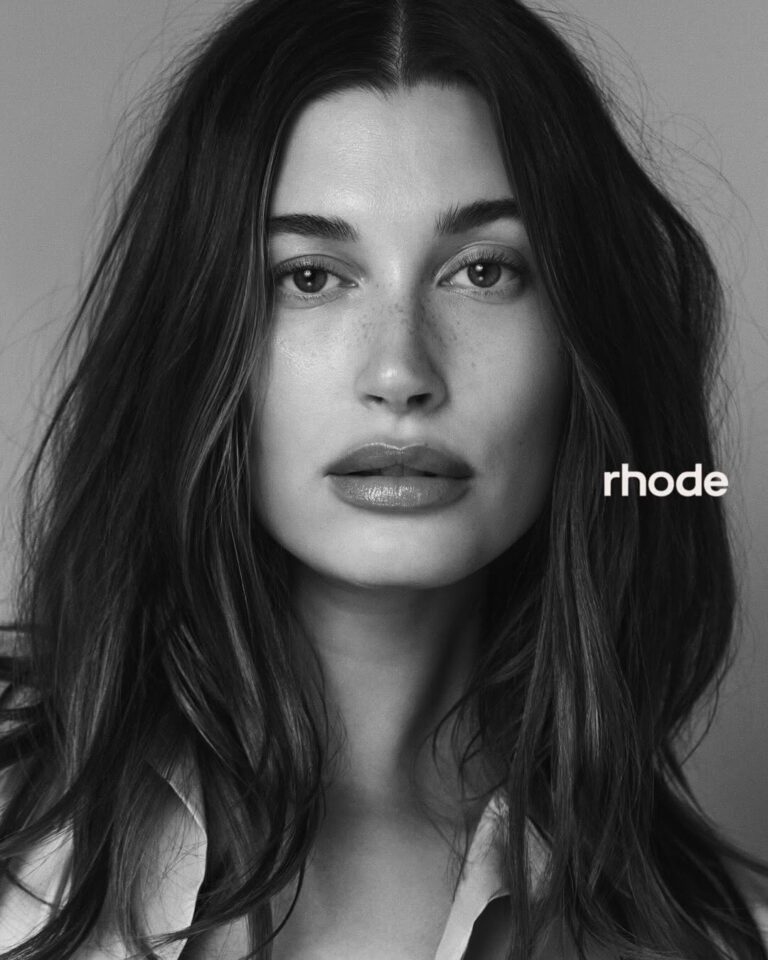 Hailey Bieber ขายแบรนด์ Rhode ให้กับ Elf Magnificence ในราคา 1 พันล้านเหรียญสหรัฐ