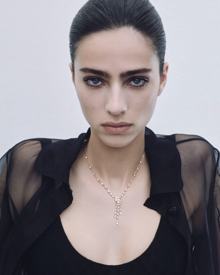 คอลเลกชัน n ° 5 จากน้ำหอมไอคอนิกสู่คอลเลกชั่นจิวเวลรี่หมายเลข 5 จากชาแนล