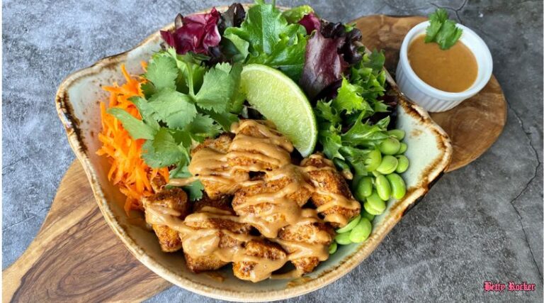 ชามพลังไก่ถั่วลิสง