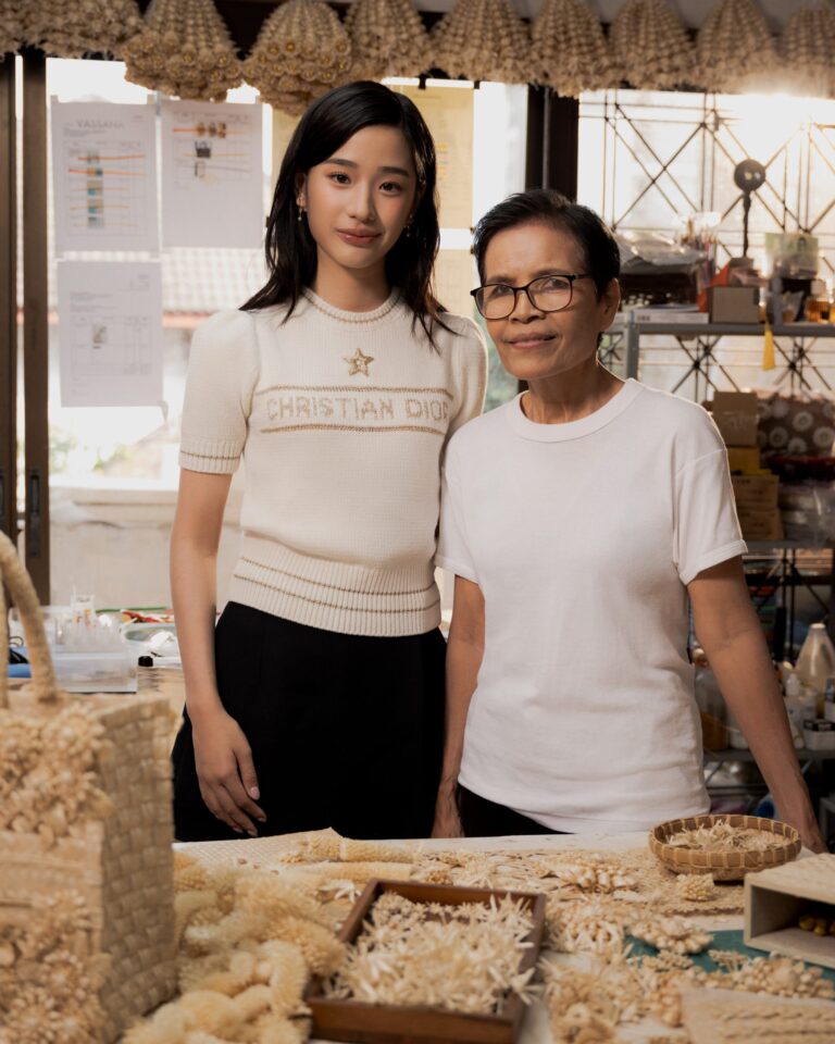 ตูร่วมสัมผัสงานฝีมือช่างไทยสู่ผลงานระดับโลก