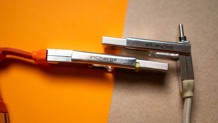สายเคเบิลพวงกุญแจนี้มีพอร์ต USB-C, Lightning และ USB-A-และค่าใช้จ่ายที่ 240W