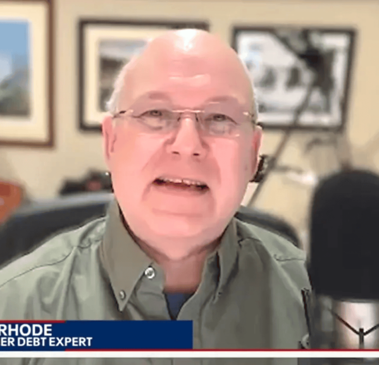 การฉ้อโกง $ 175 ล้านที่ลงจอด Charlie Javice ในคุก