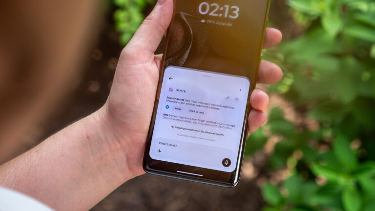 RAZR Extremely Fumbles คุณสมบัติสำคัญนี้ แต่ Google และ Samsung สามารถทำได้และควรทำได้ดีกว่า
