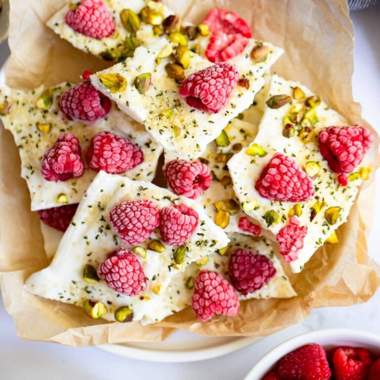 เปลือกโยเกิร์ตแช่แข็งเพื่อสุขภาพกับผลไม้ (รักษาปราศจากความผิด!)