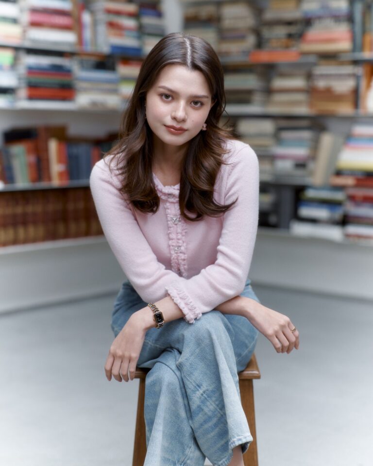 ในห้องสมุดด้วย … เบ็คกี้เผยลิสต์หนังสือเล่มโปรดเผยลิสต์หนังสือเล่มโปรด