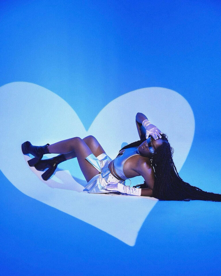 Ladygunn – Aryee the “Love Faucet” ของอัญมณีเป็นเสียงตบกับสภาพที่เป็นอยู่ – เนื้อเรื่อง Flo Milli, DRAM, Lakeyah และอื่น ๆ