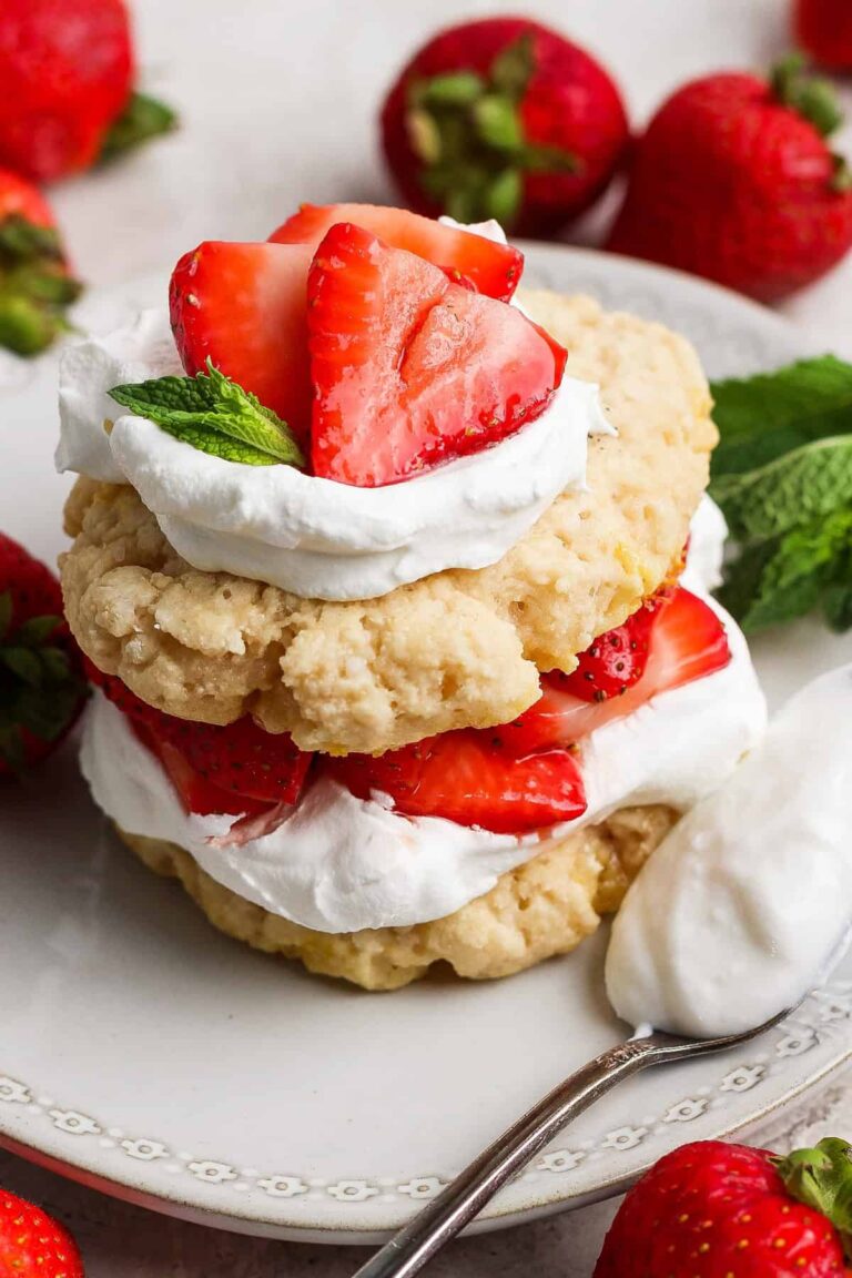 Strawberry Shortcake – Match Foodie Finds Finds