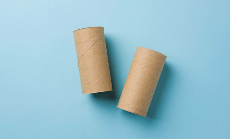 ชาวสวนกำลังพูดจาโผงผางเกี่ยวกับแฮ็คม้วนกระดาษชำระนี้