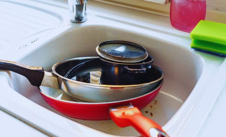 ทำไมคุณไม่ควรทิ้งอาหารไว้ในวันพรุ่งนี้