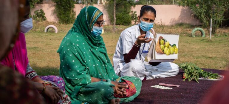 ในเอเชียใต้โรคโลหิตจางคุกคามสุขภาพของผู้หญิงและอนาคตทางเศรษฐกิจ