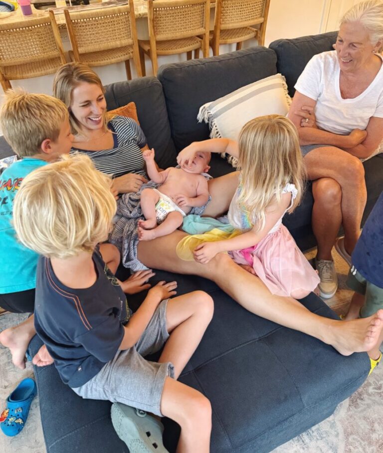 กลับสู่ชีวิตกลับสู่ความเป็นจริง