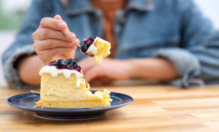 ของหวานที่ถูกลืมทำให้กลับมาอย่างยิ่งใหญ่ไปยังโต๊ะใต้