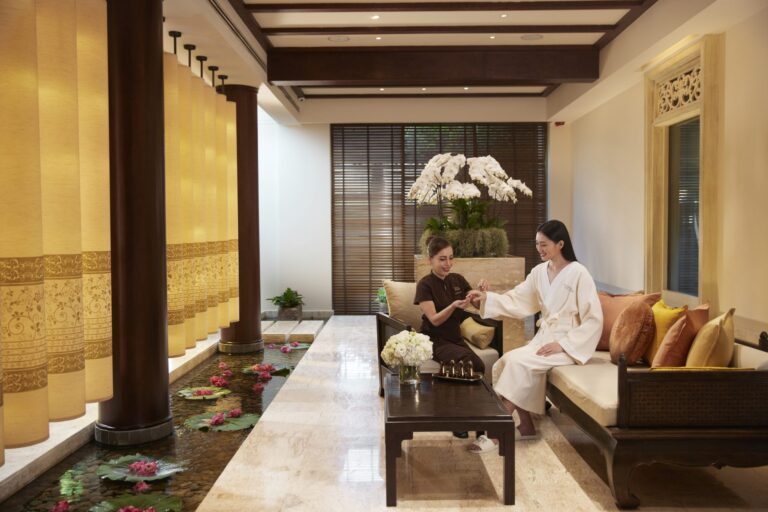 พักผ่อนเพื่อสุขภาพใจกลางกรุงเทพฯ ณ โรงแรมคาบสมุทรกรุงเทพฯ