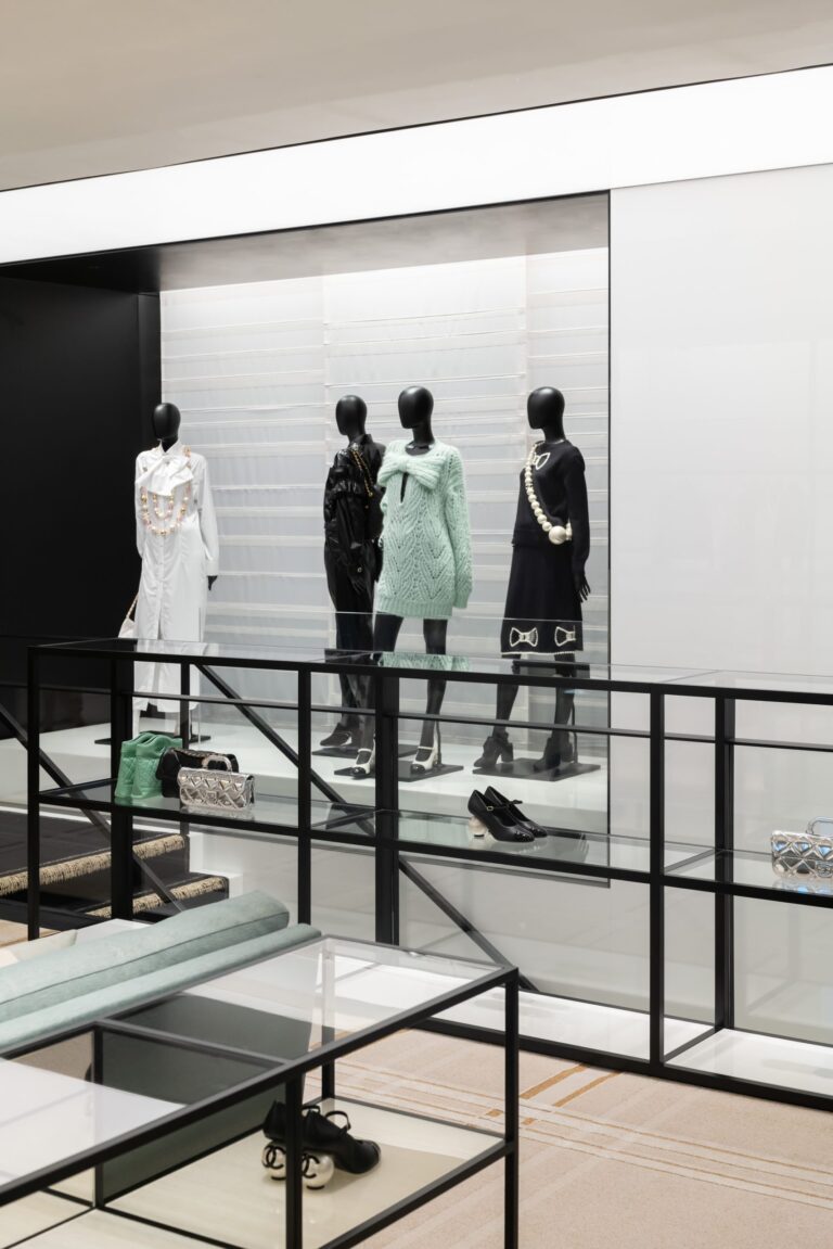 Chanel เปิดตัวบูติคตกแต่งใหม่ศูนย์การค้าเอ็มควอเทียร์ศูนย์การค้าเอ็มควอเทียร์ – L’Officiel Thailand