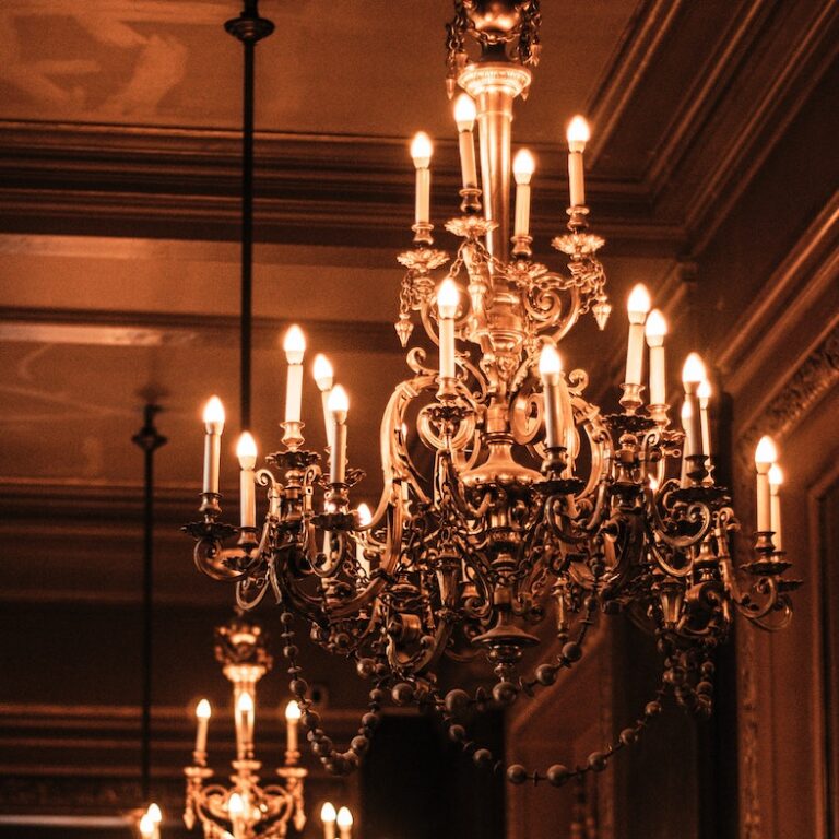 LEO Dwelling Fashion – การตกแต่งภายในและจักรราศี