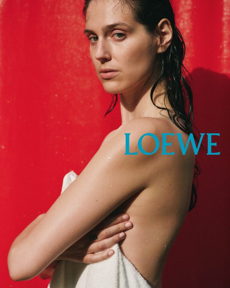 Loewe เผยภาพทีเซอร์แรก/ฤดูร้อน 2026